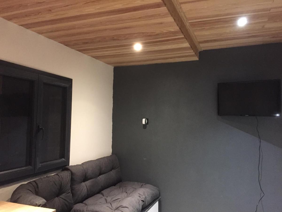 Petite Maison En Pleine Campagne Labastide-Gabausse Екстериор снимка